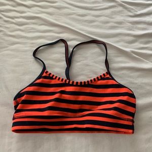 Lulemon sz 6 Flow Y bra
